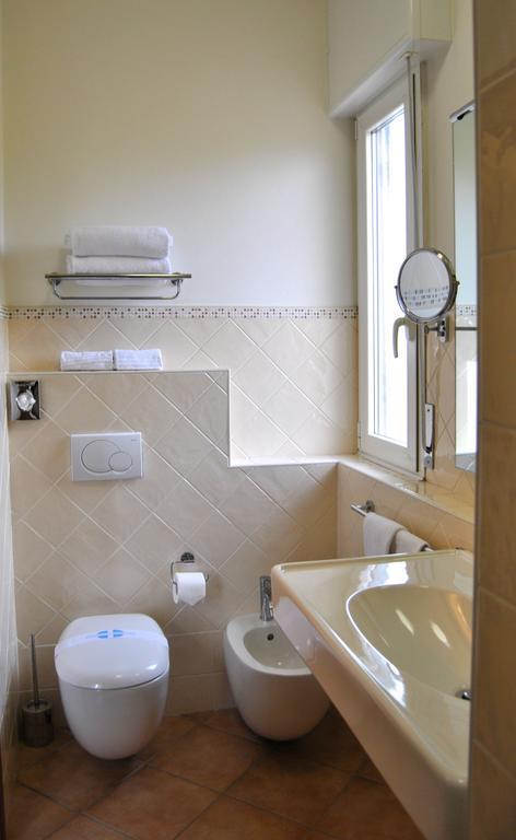 Hotel Aquila Castelfranco Emilia Oda fotoğraf