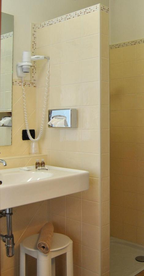 Hotel Aquila Castelfranco Emilia Oda fotoğraf