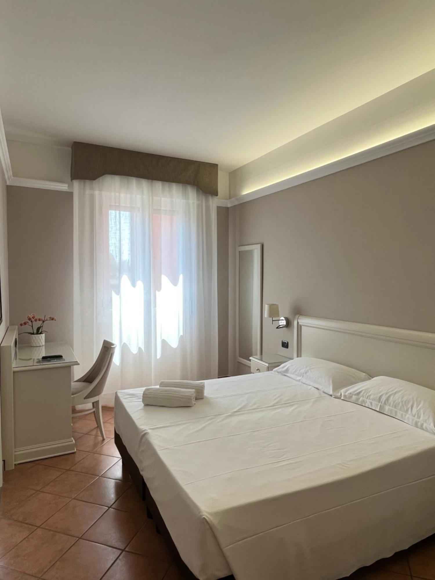 Hotel Aquila Castelfranco Emilia Dış mekan fotoğraf