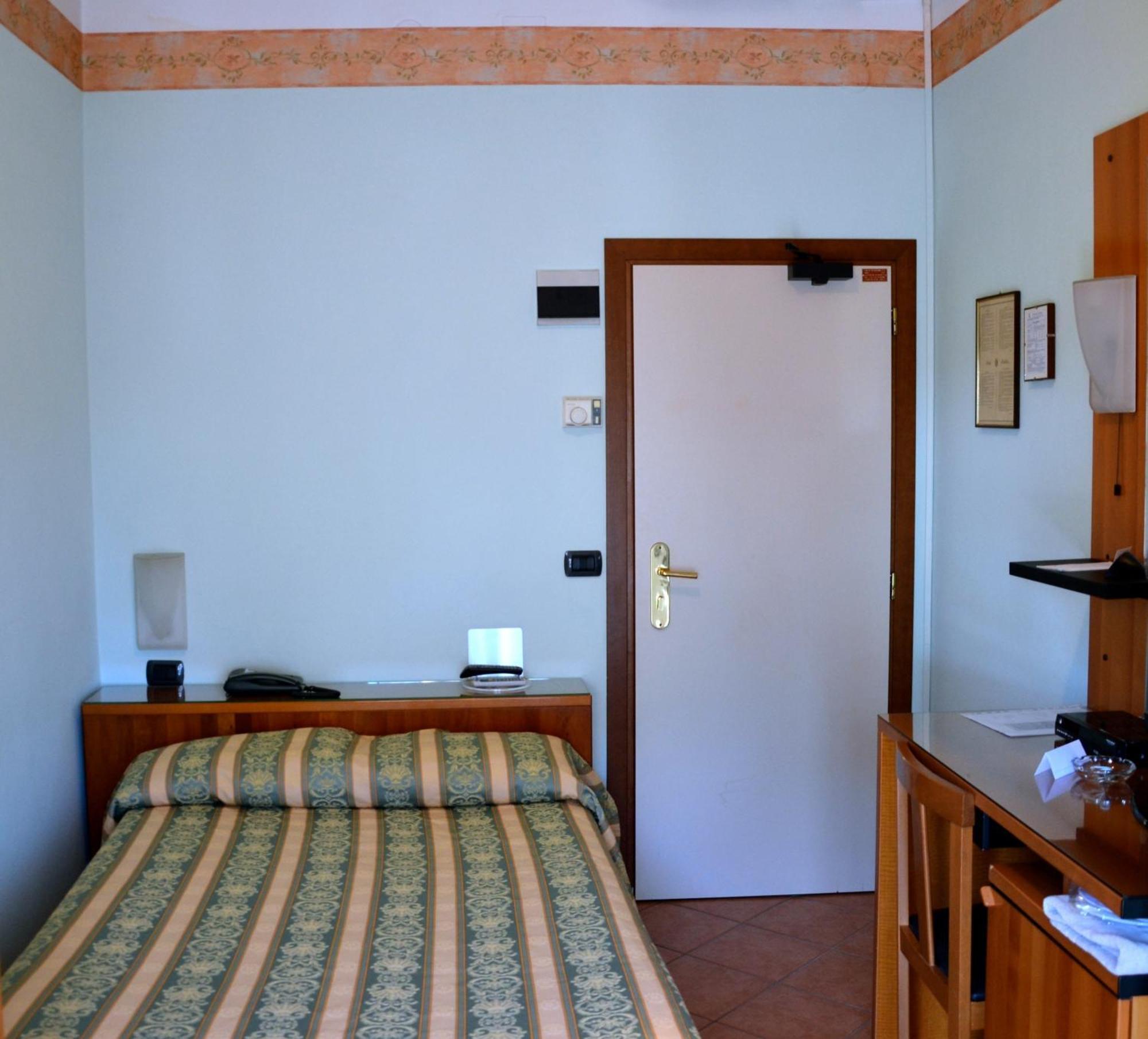 Hotel Aquila Castelfranco Emilia Oda fotoğraf
