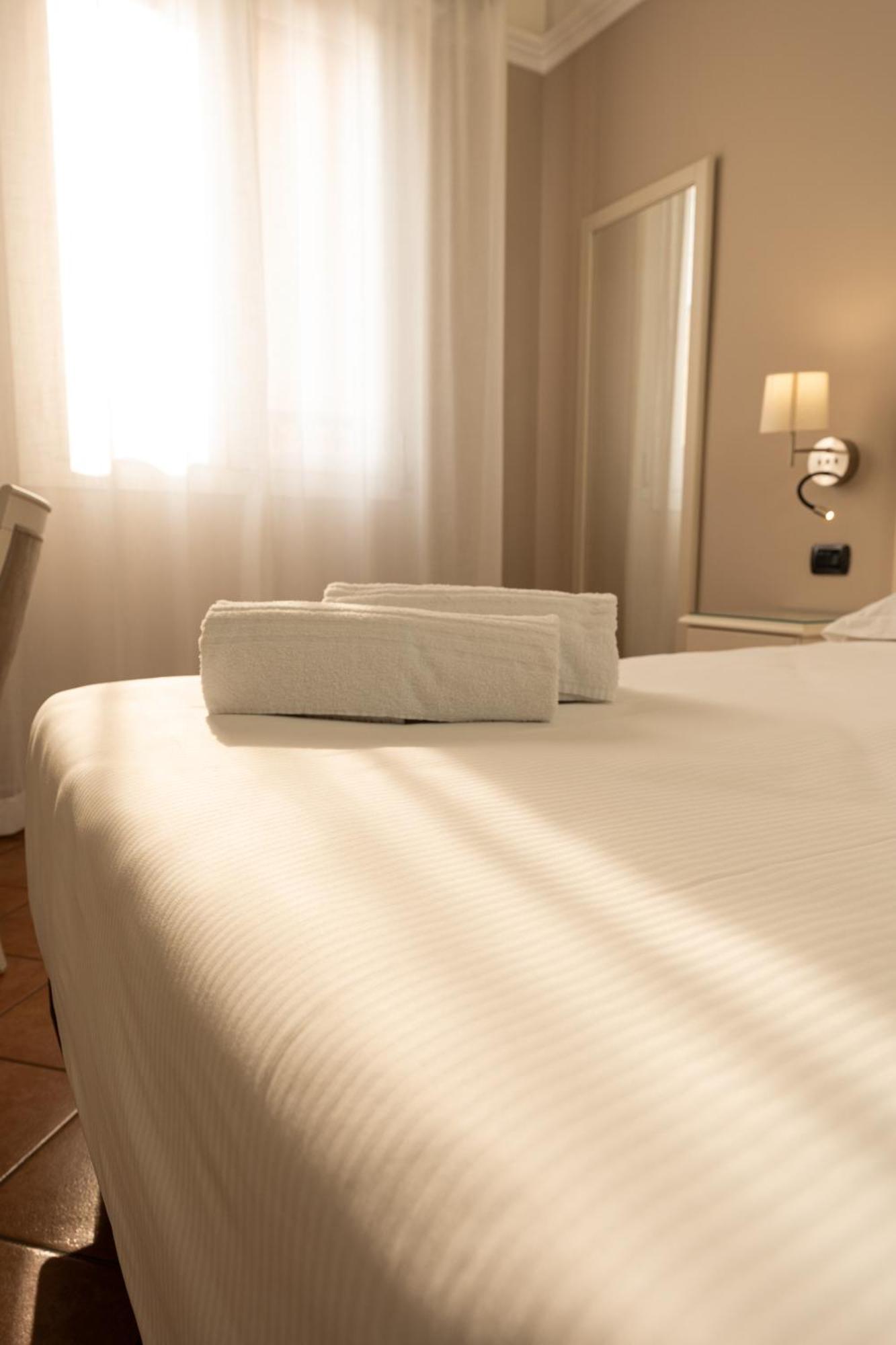 Hotel Aquila Castelfranco Emilia Dış mekan fotoğraf